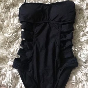 Kenwthe cole reaction one piece